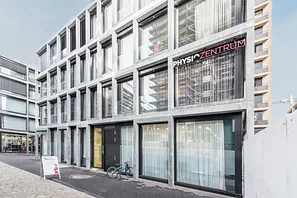 Aussenansicht der Physiotherapie-Praxis PHYSIOZENTRUM Uster