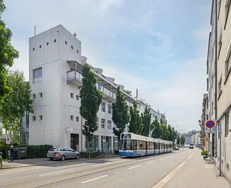 Physiozentrum Wollishofen zentrale Lage