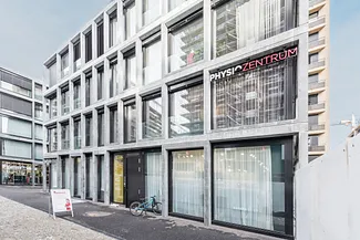 Aussenansicht der Physiotherapie-Praxis PHYSIOZENTRUM Uster