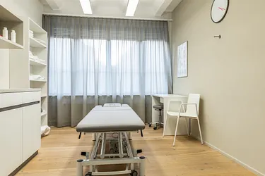 Im Physiozentrum Basel Marktplatz therapieren wir Sie in geschlossenen Behandlungszimmern.